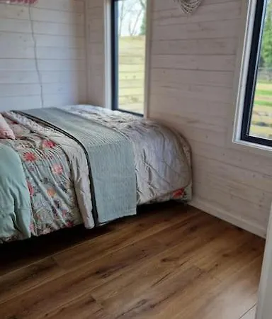 Cosy Cabin In South * Kilkenny